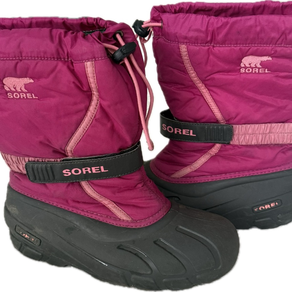 Sorel Pink Winter Snow Boots. Size 6